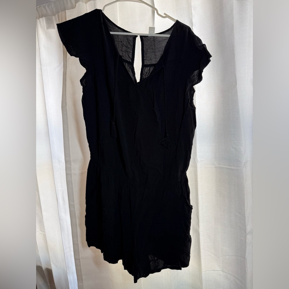 Old Navy Black Flutter Sleeve Romper